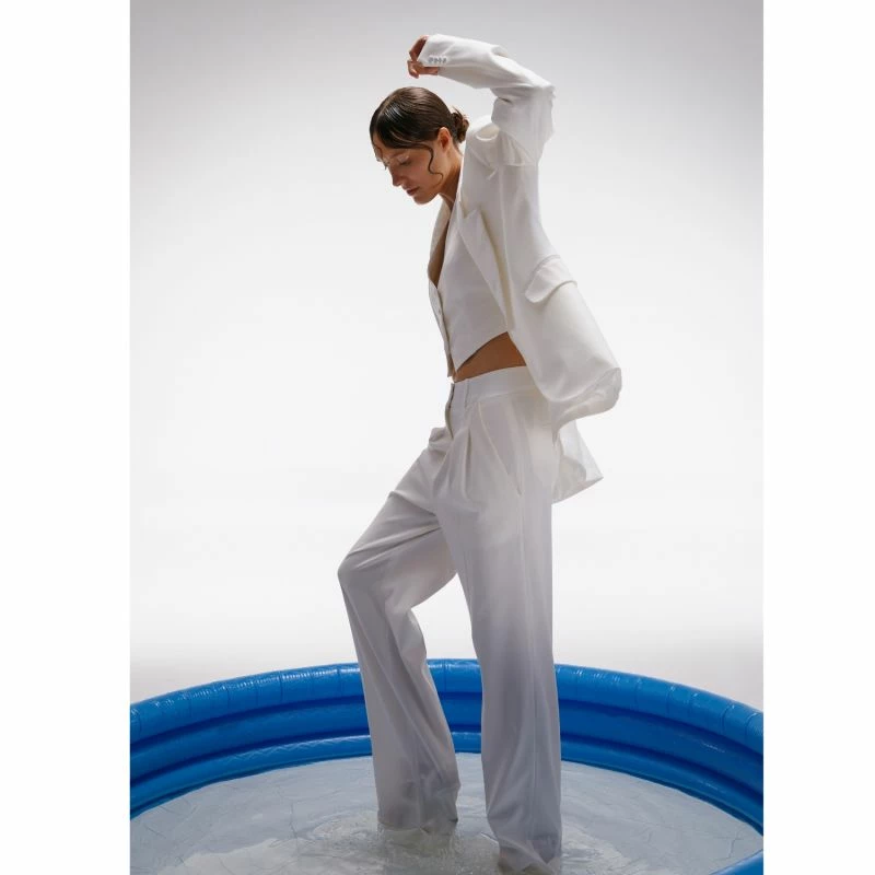 Alex Aesthetic White Blazer By Aggi 11 Alex Aesthetic White Blazer By Aggi - Image 9