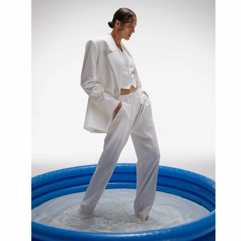 Alex Aesthetic White Blazer By Aggi 10 Alex Aesthetic White Blazer By Aggi - Image 8