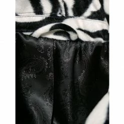 Maxine Monochrome Coat By Aggi -Aggi Elegant Store ys0zs0fxdbiwovzaw0n1